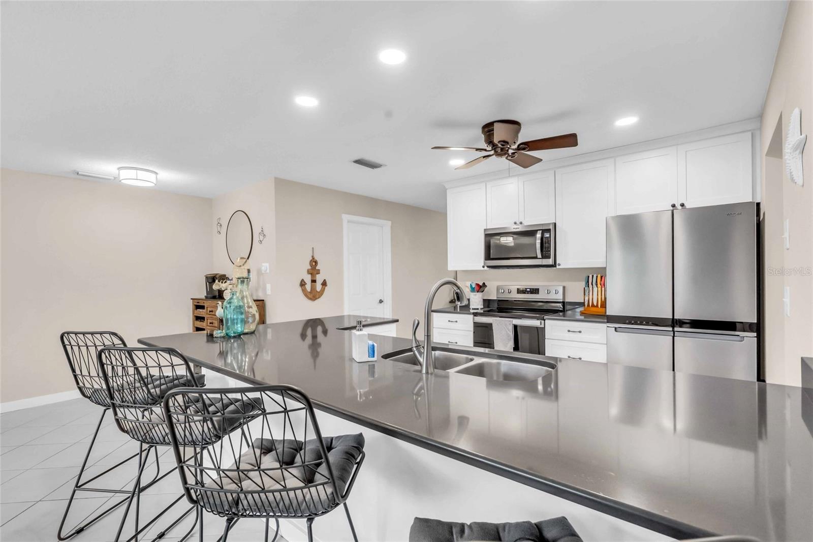 8402 14TH AVENUE NW, BRADENTON, FL, 34209 3 8402 14TH AVENUE NW