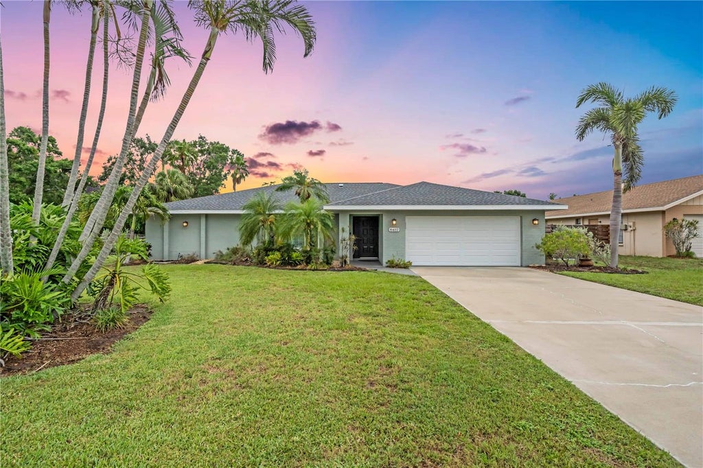Photo of 8402 14th Avenue NW, Bradenton, FL 34209 (MLS # A4704711)