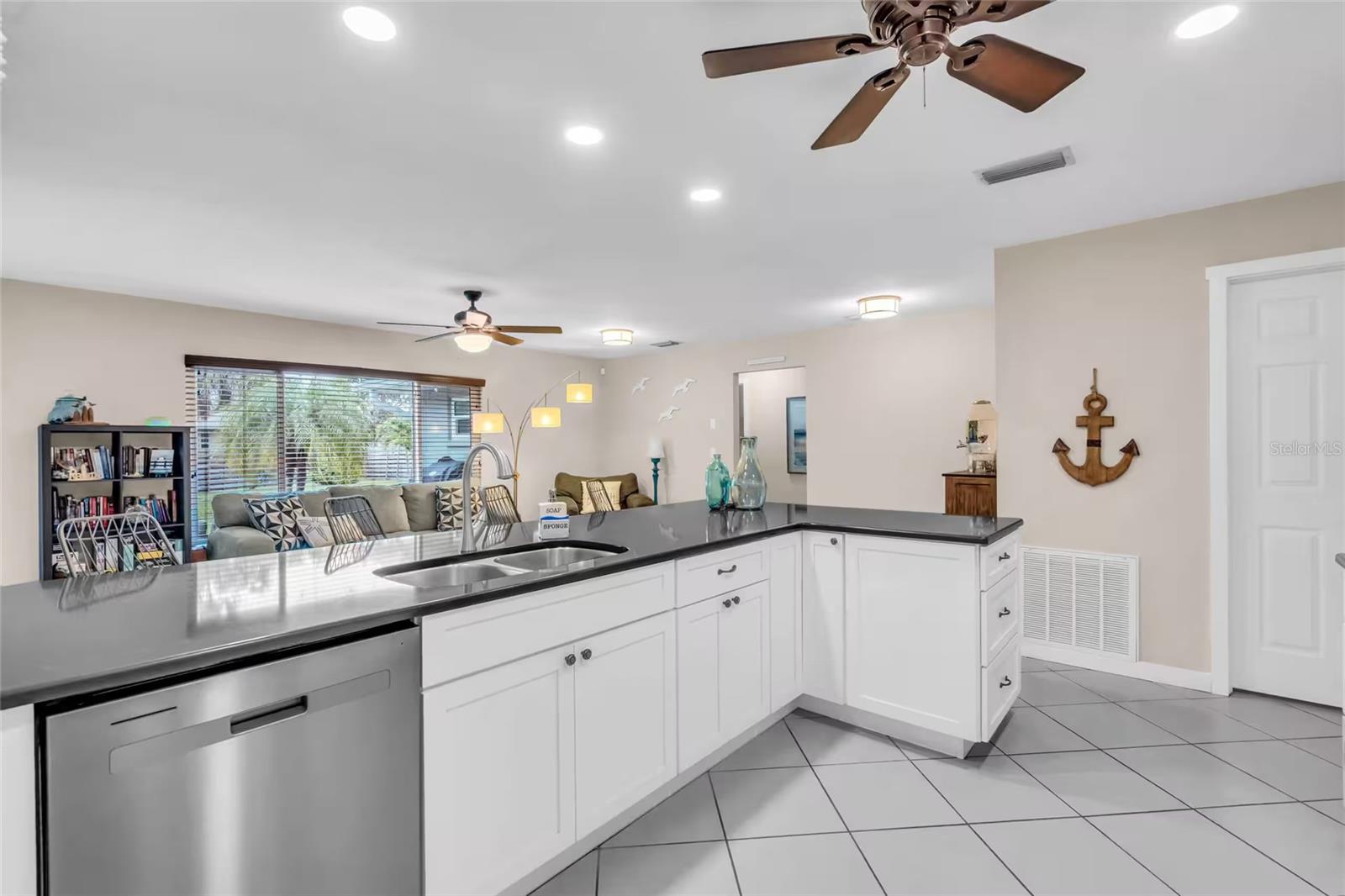 8402 14TH AVENUE NW, BRADENTON, FL, 34209 2 8402 14TH AVENUE NW