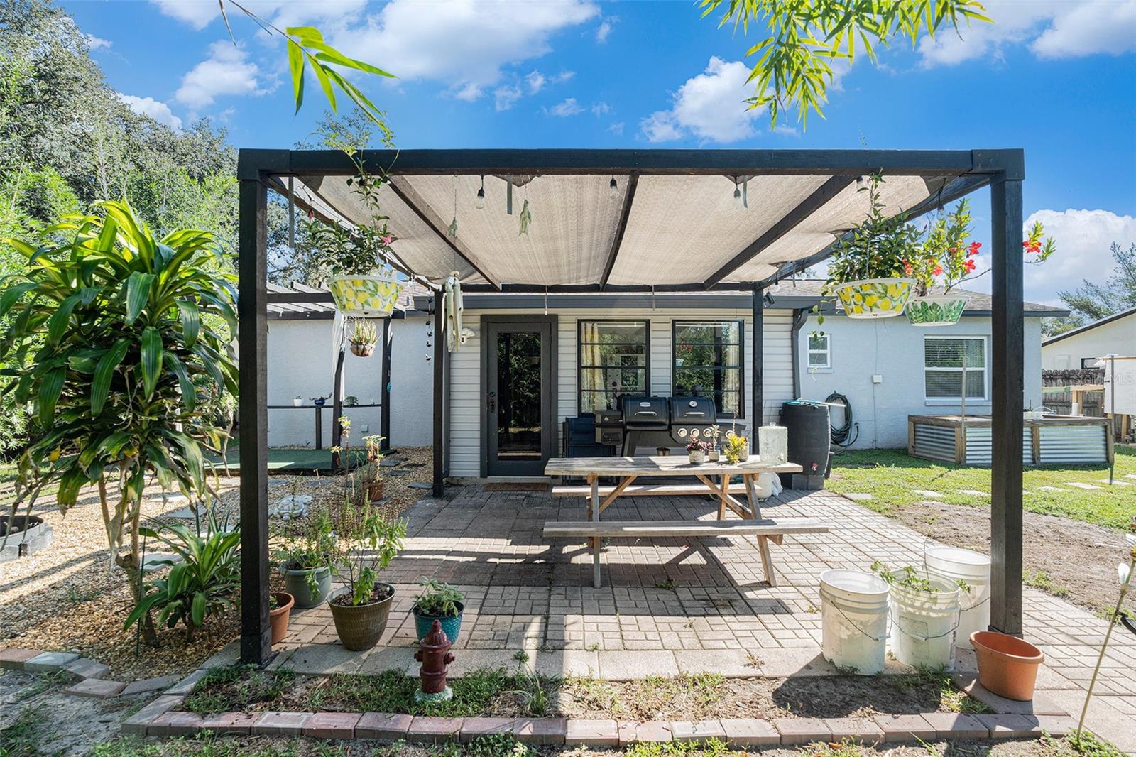 MEADOWOOD ESTATES - Residential