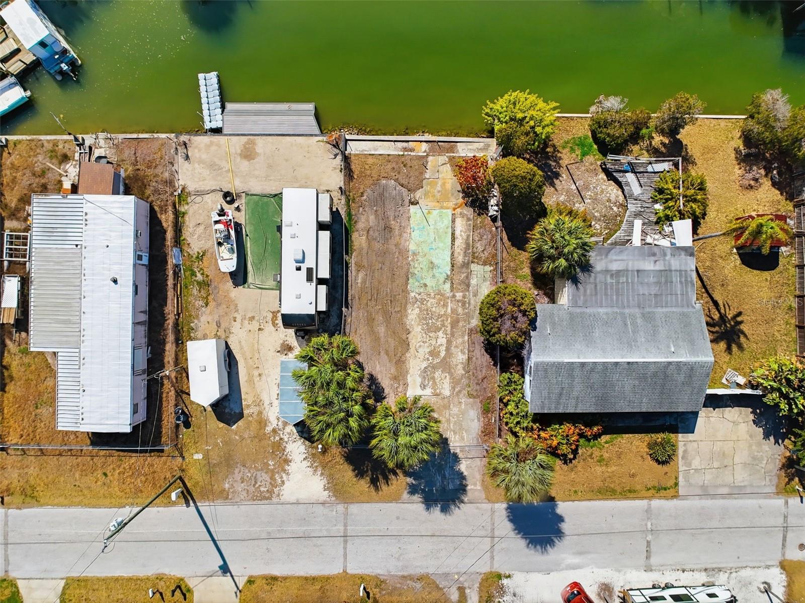 VISTA DEL MAR - Land