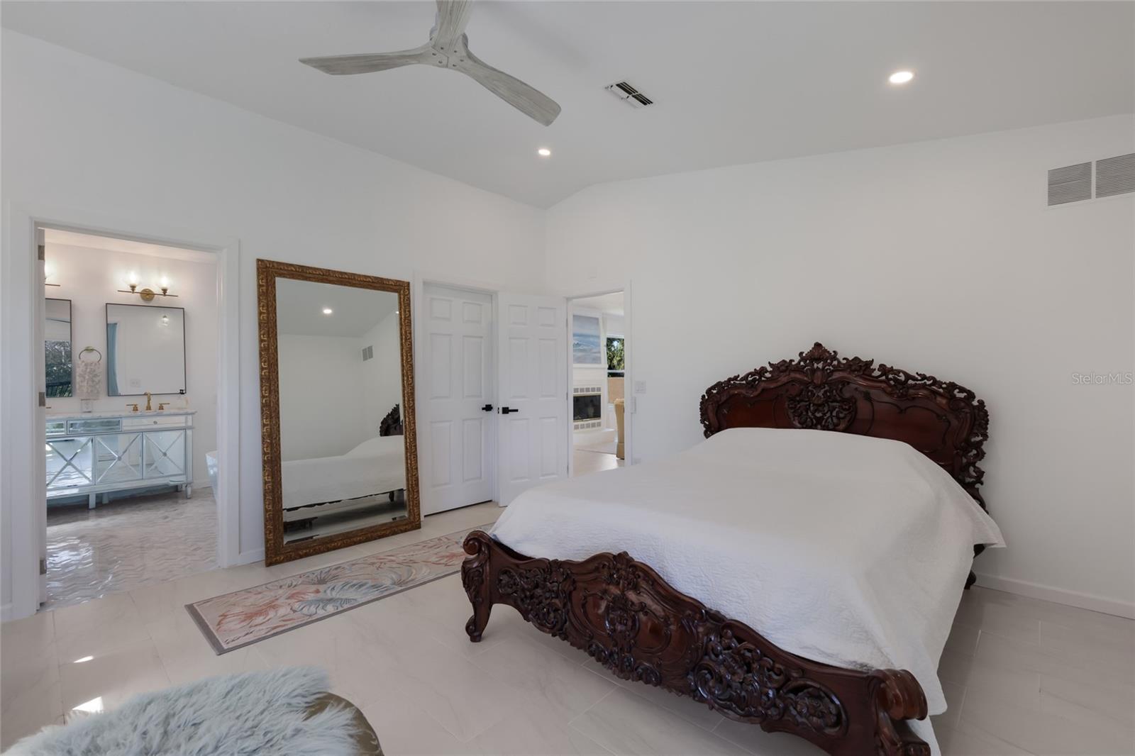 GOLF CLUB ESTATES - Residential