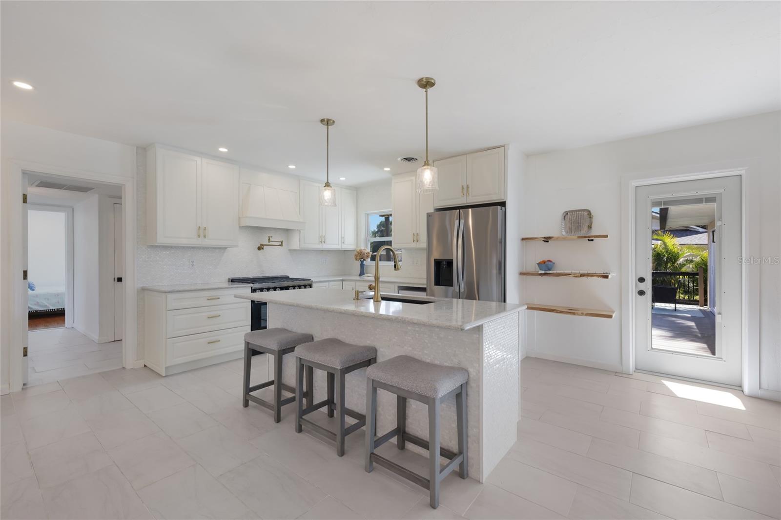 GOLF CLUB ESTATES - Residential