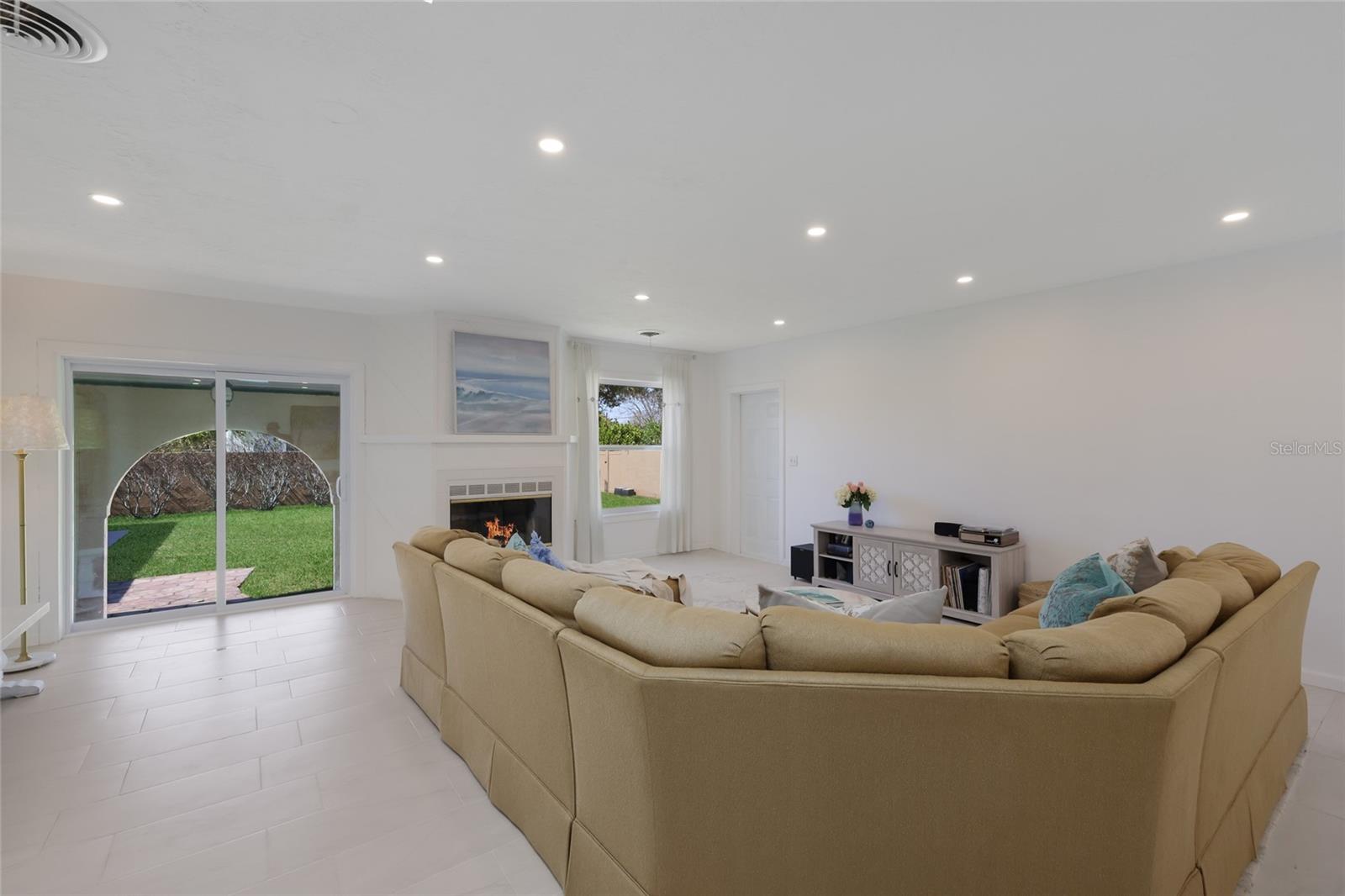 GOLF CLUB ESTATES - Residential