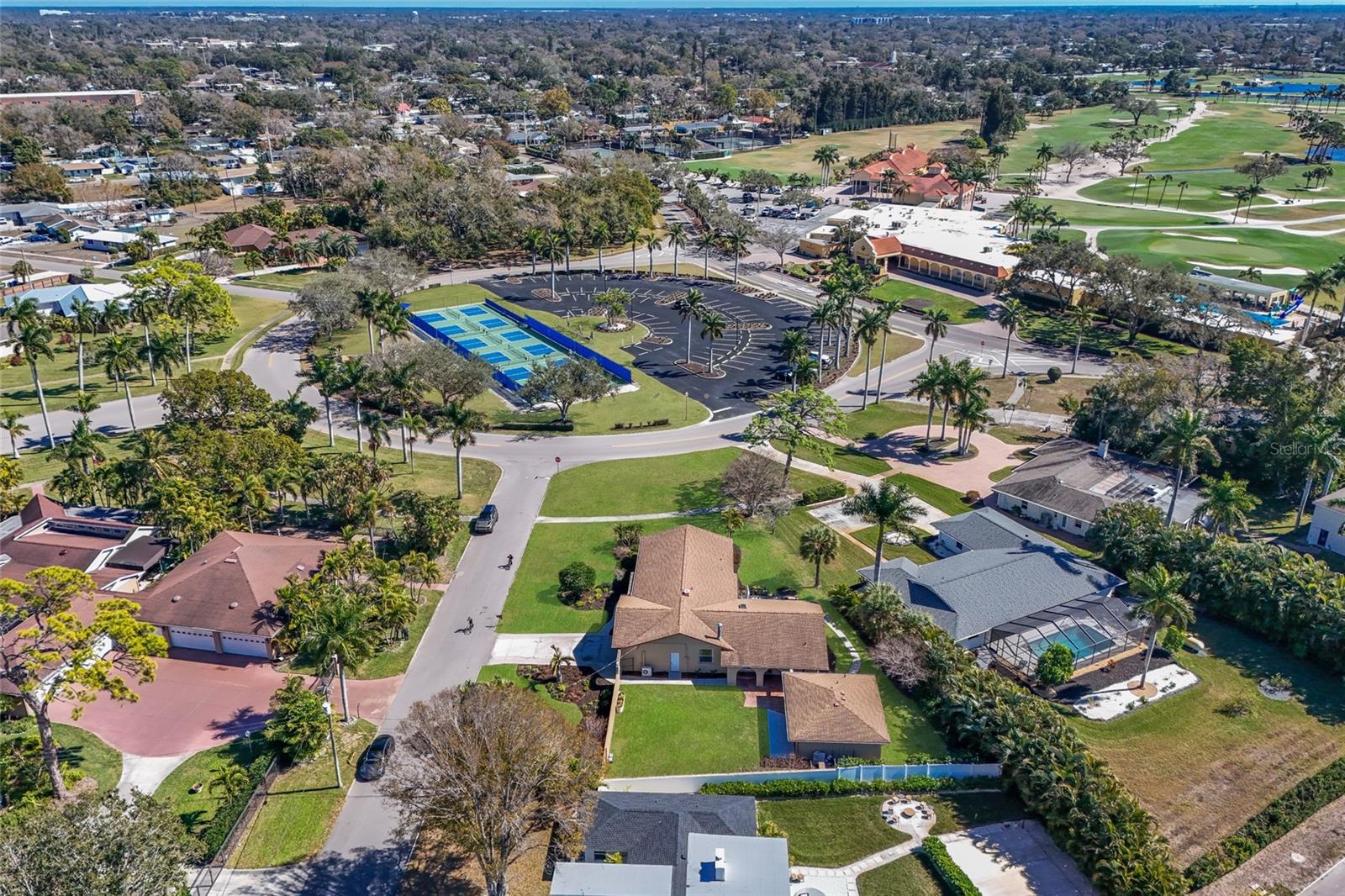 GOLF CLUB ESTATES - Residential