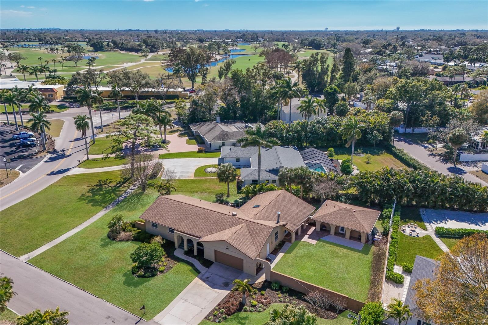 GOLF CLUB ESTATES - Residential