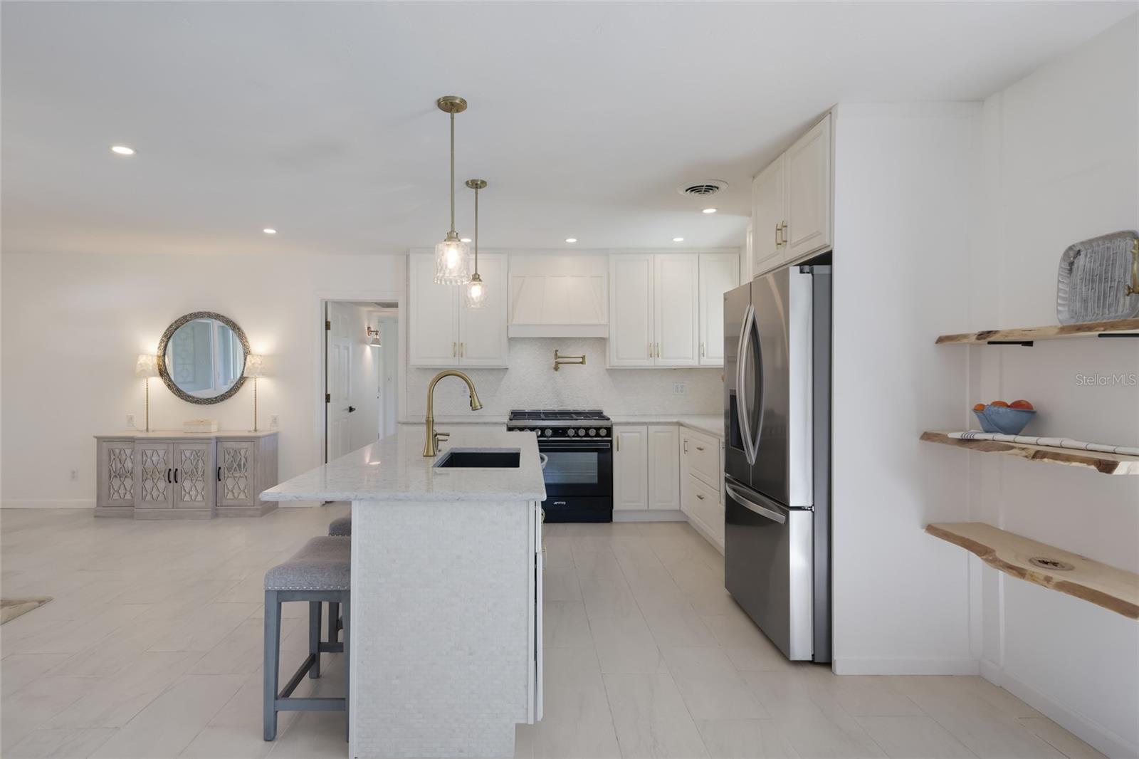 GOLF CLUB ESTATES - Residential