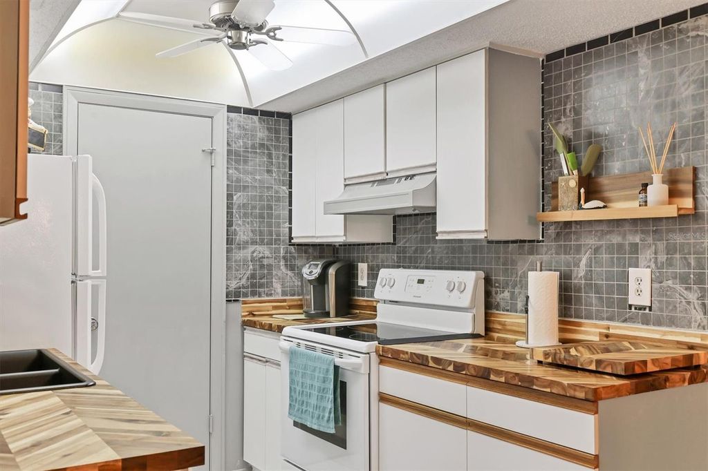 Photo of 6116 43rd Street W #405D, Bradenton, FL 34210 (MLS # A4664520)