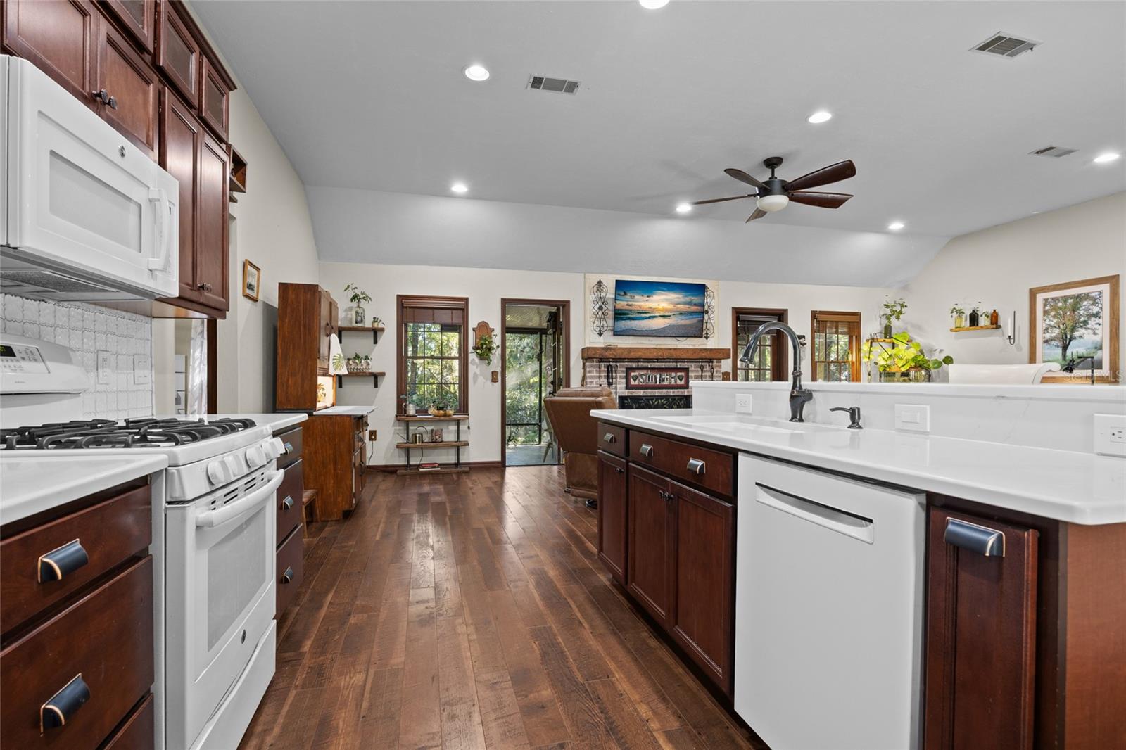 HAILE PLANTATION - Residential