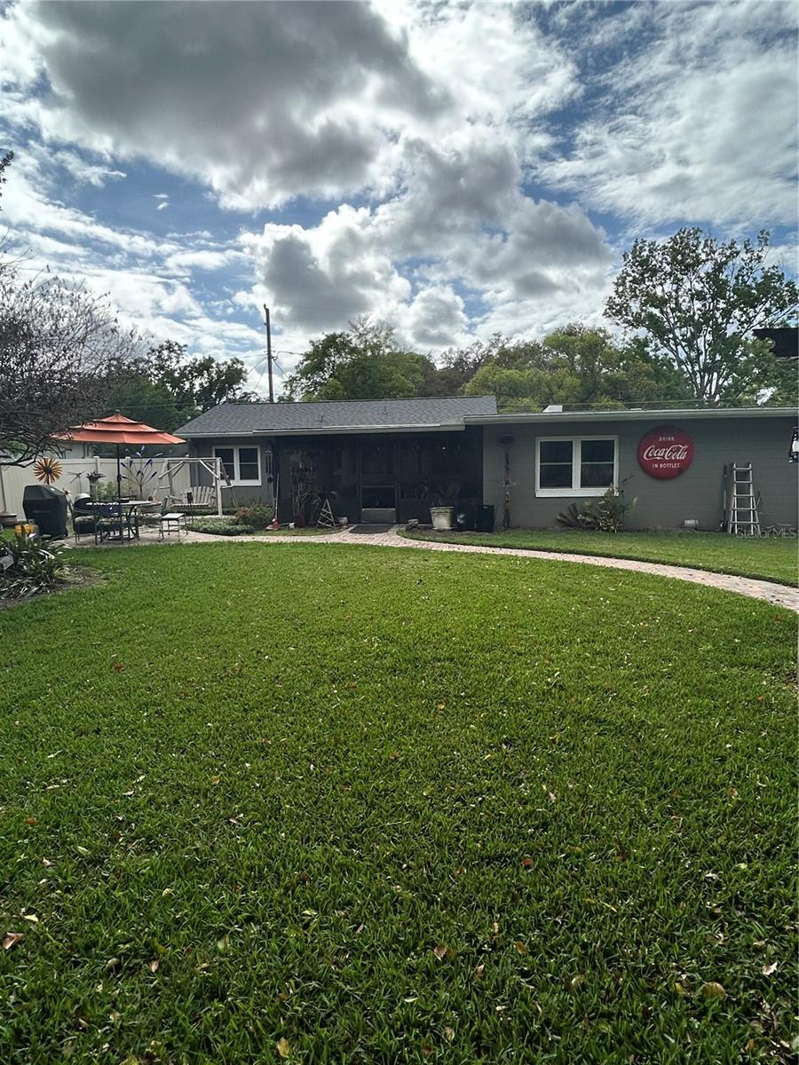 4923 N MAGNOLIA AVENUE