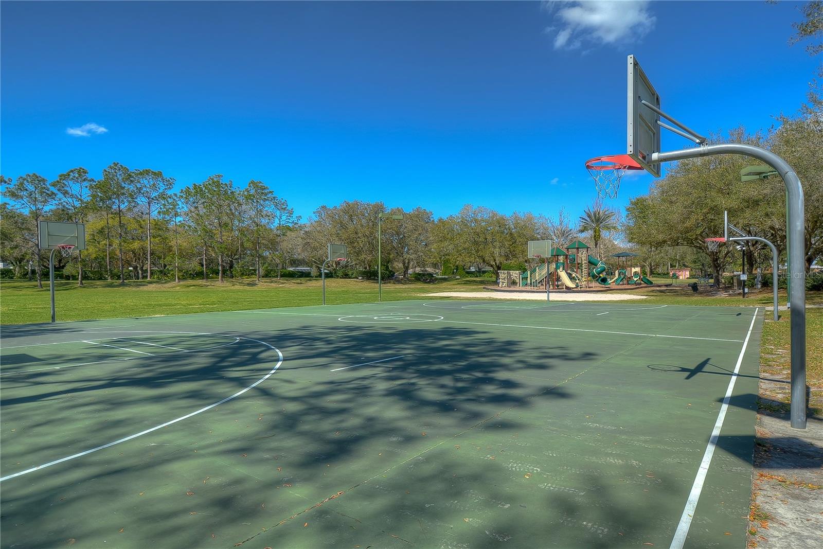 RIVER HILLS COUNTRY CLUB PH - Residential