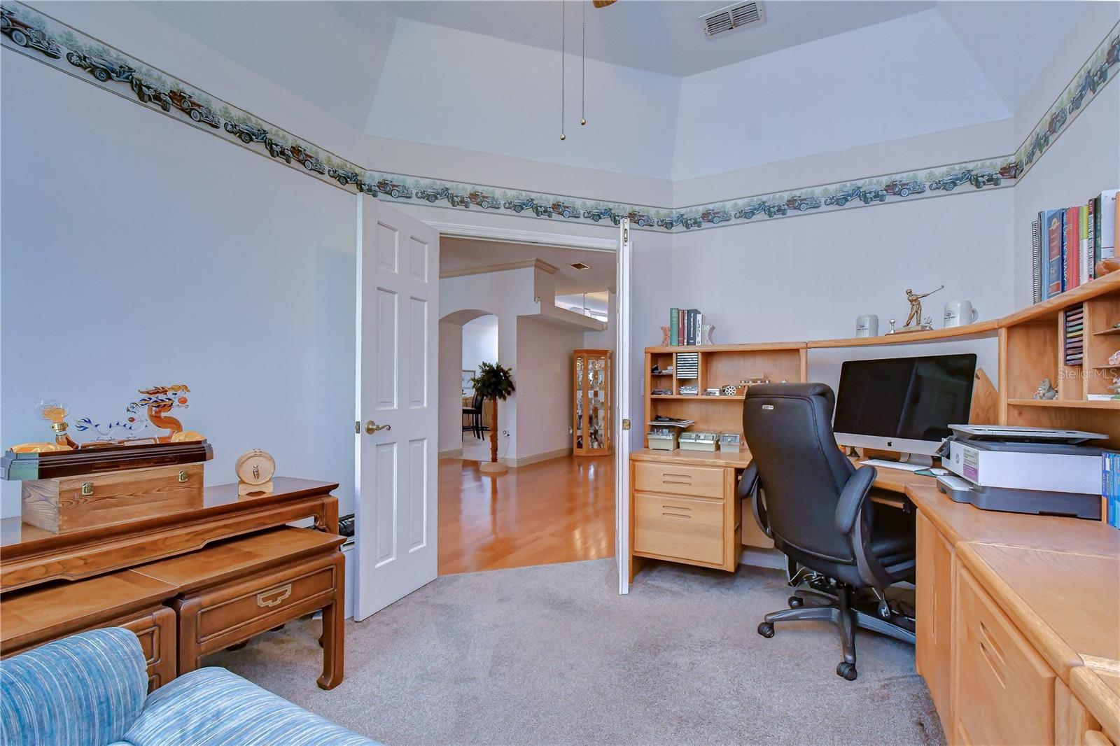 RIVER HILLS COUNTRY CLUB PH - Residential