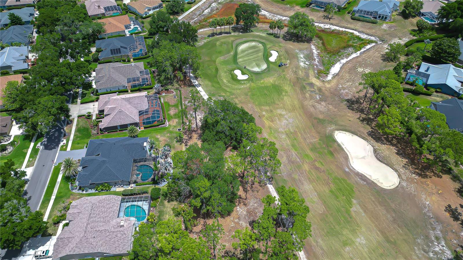 RIVER HILLS COUNTRY CLUB PH - Residential