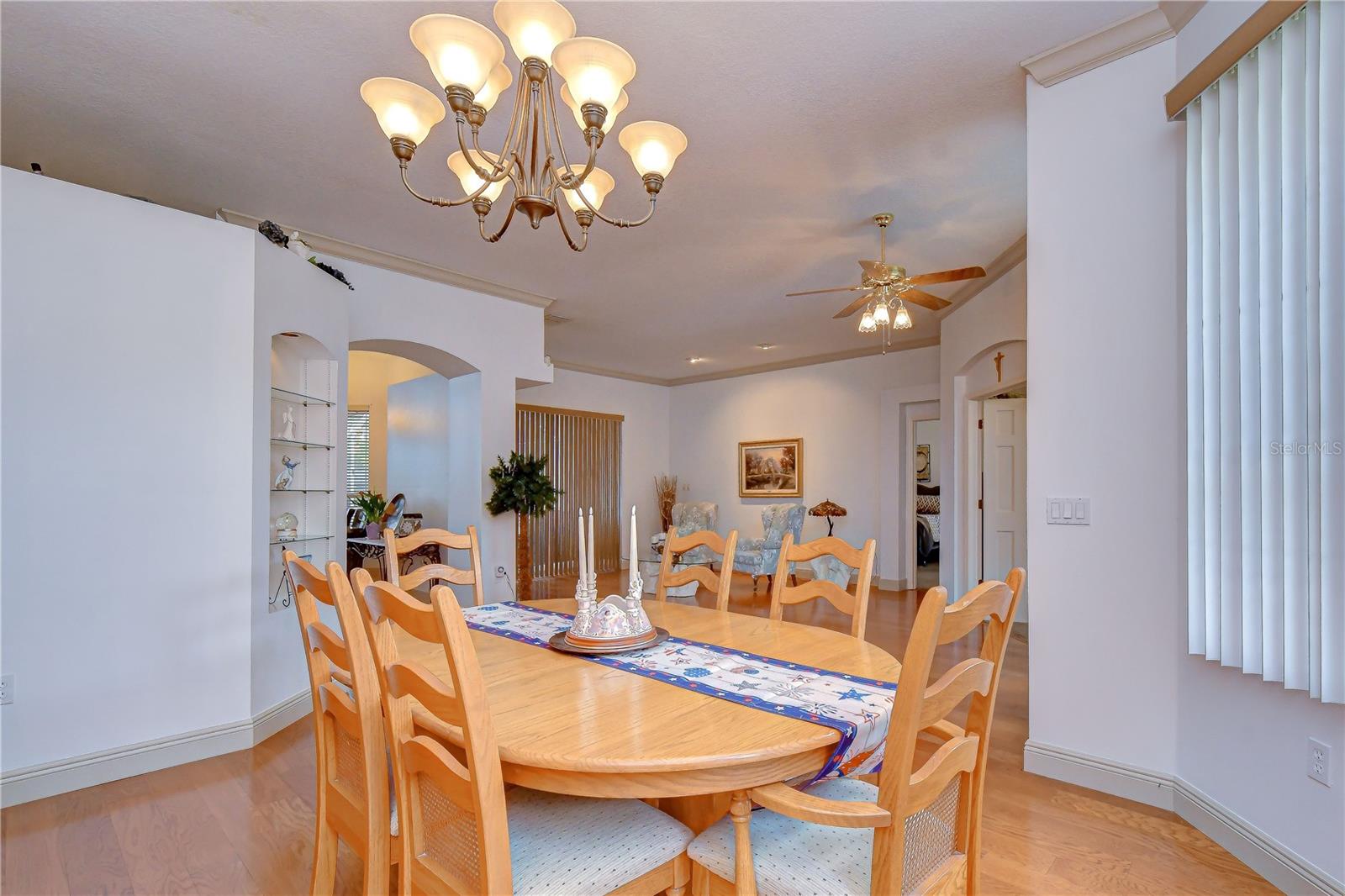 RIVER HILLS COUNTRY CLUB PH - Residential