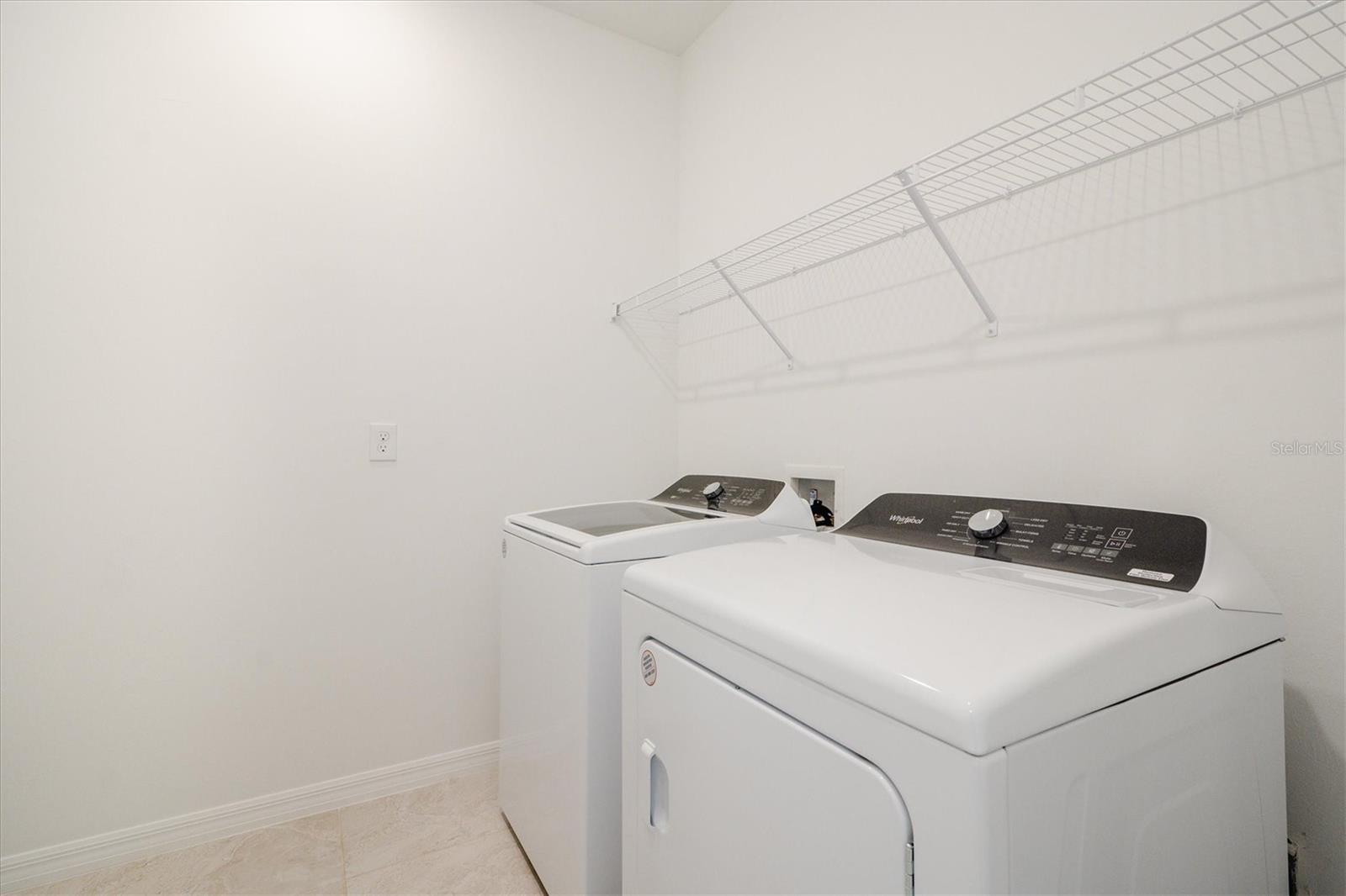 CEDAR GROVE AT WOODLANDS - Residential