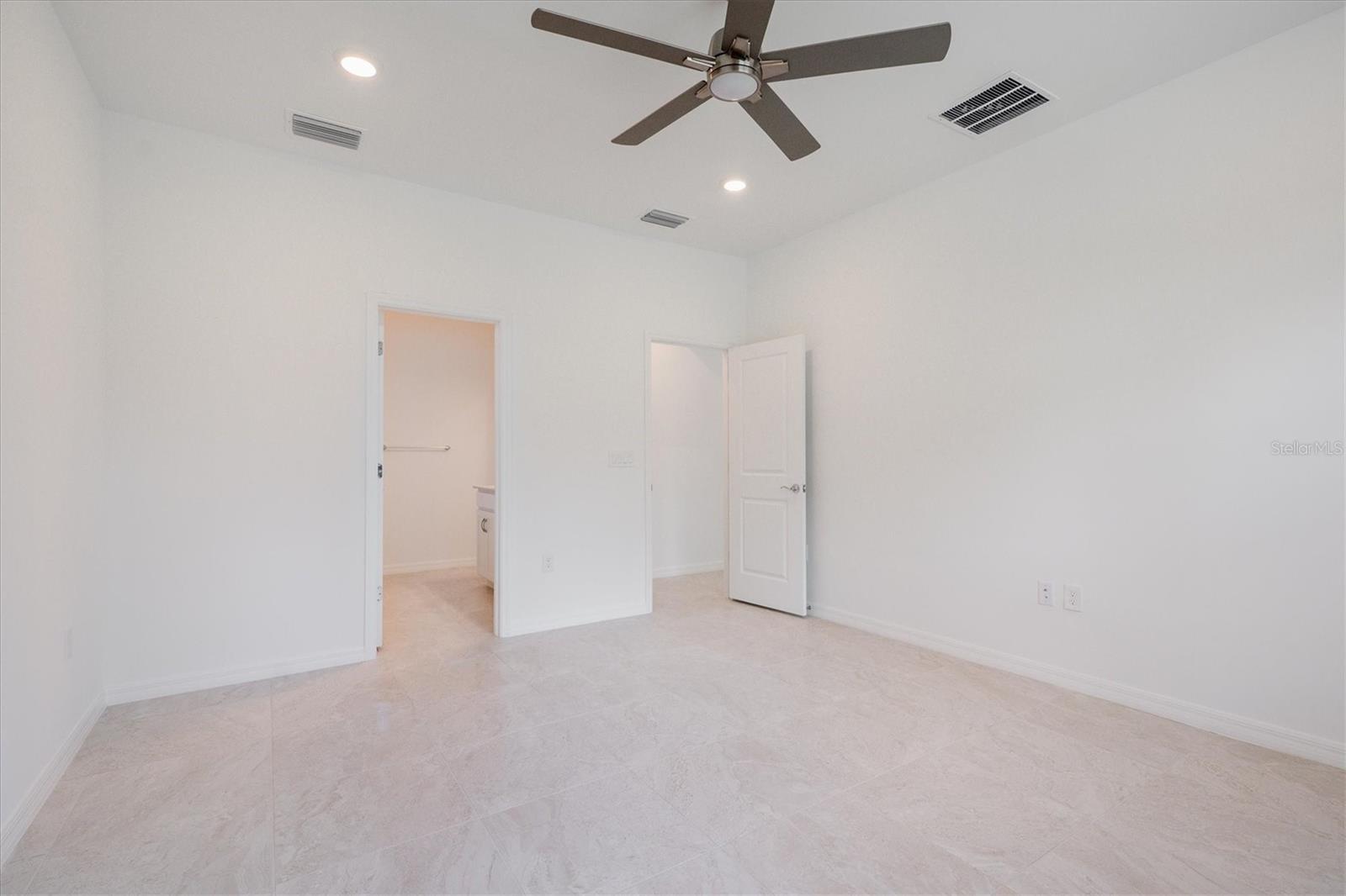 CEDAR GROVE AT WOODLANDS - Residential