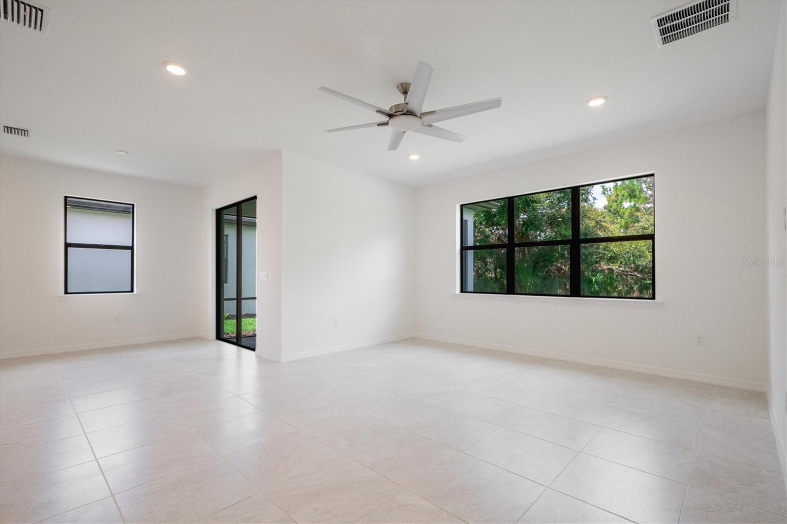 CEDAR GROVE AT WOODLANDS - Residential