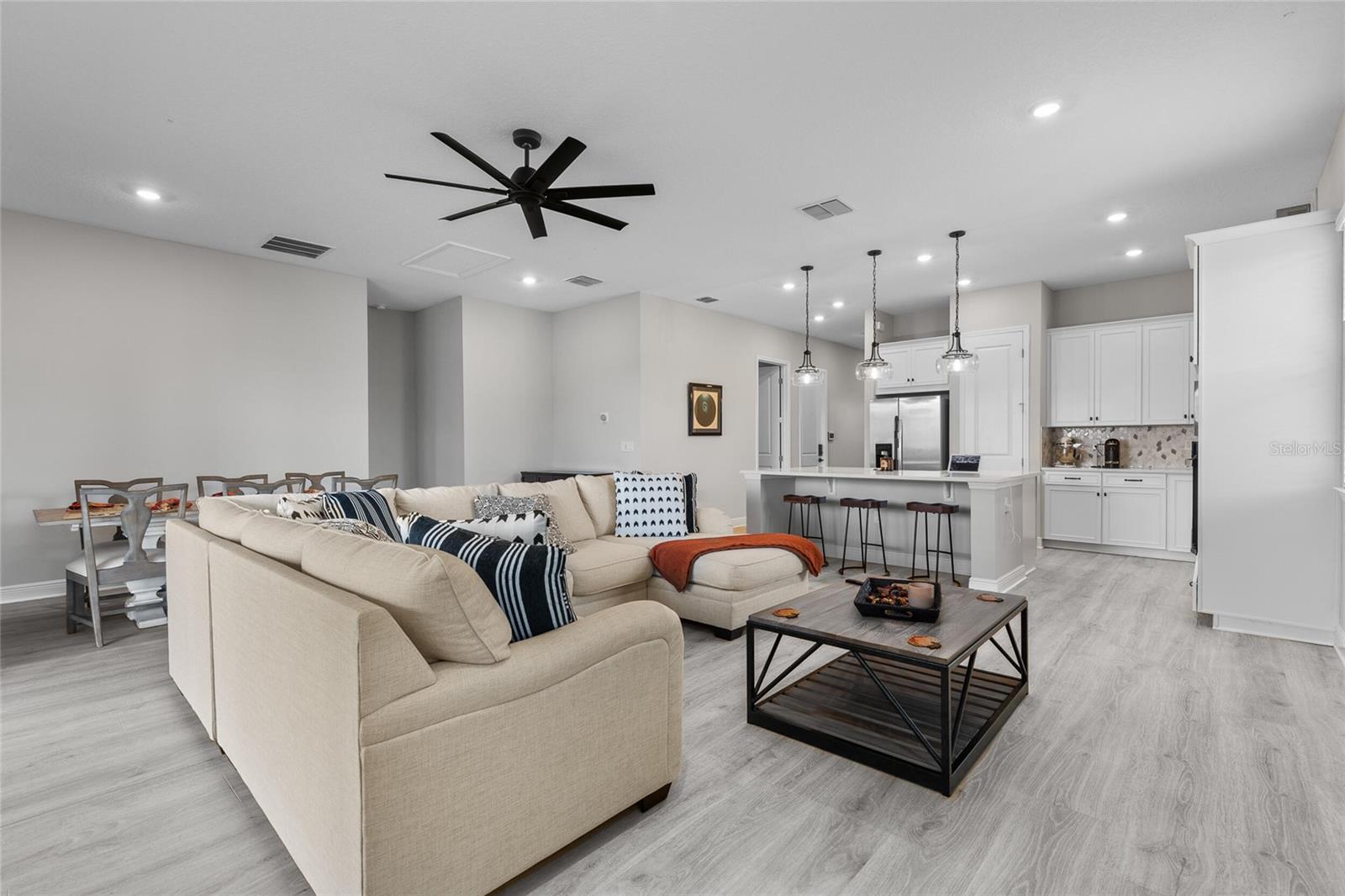 WESLYN PARK PH 2 - Residential