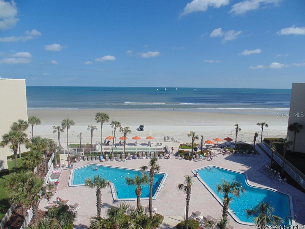 Pelican - Residential