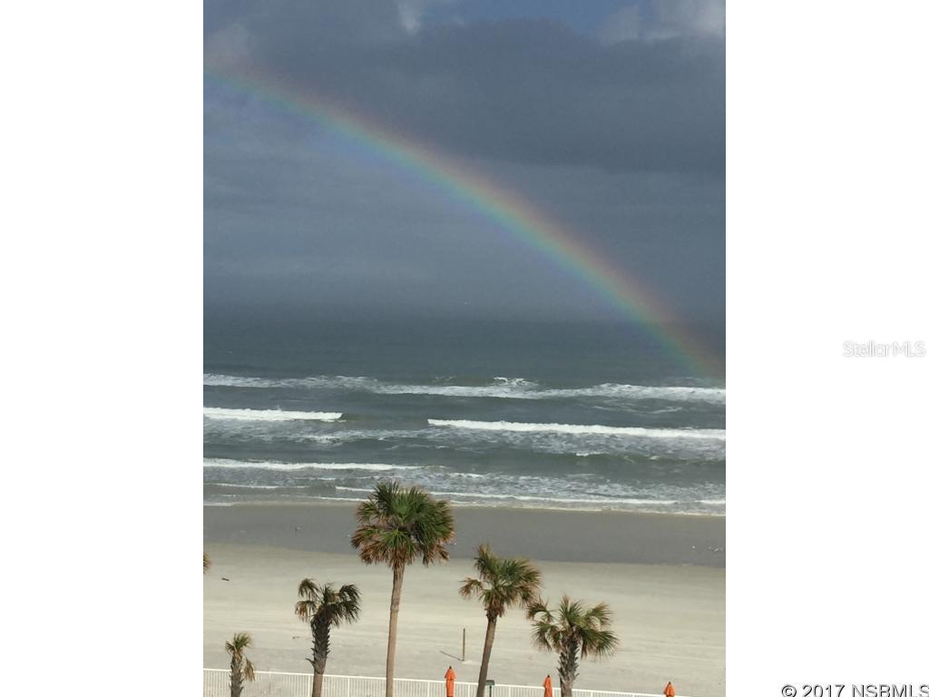 Pelican - Residential