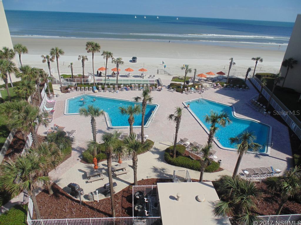 Pelican - Residential