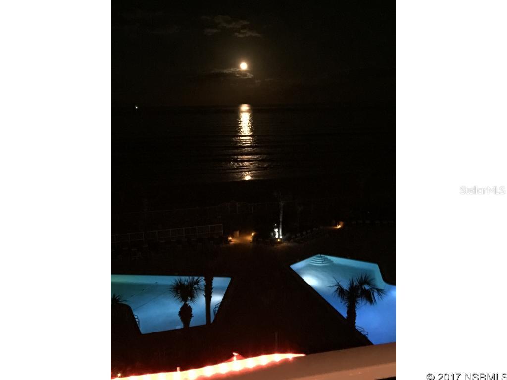 Pelican - Residential