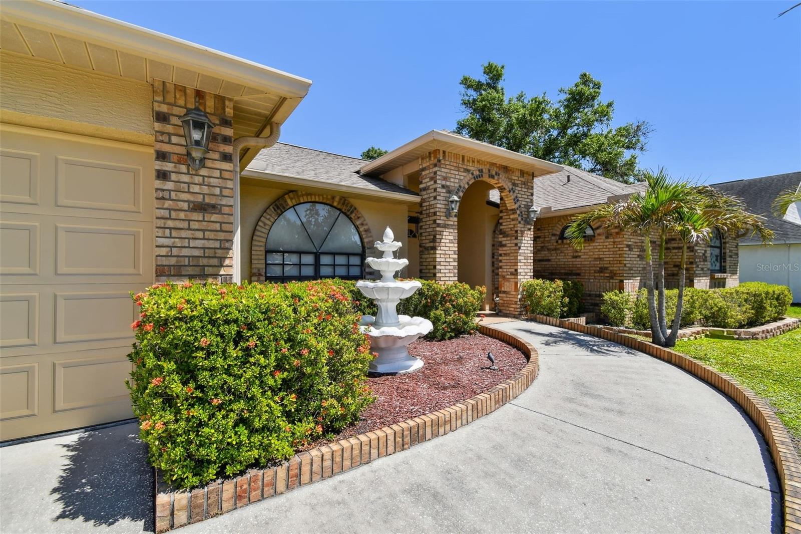2914 TIMBER KNOLL DRIVE