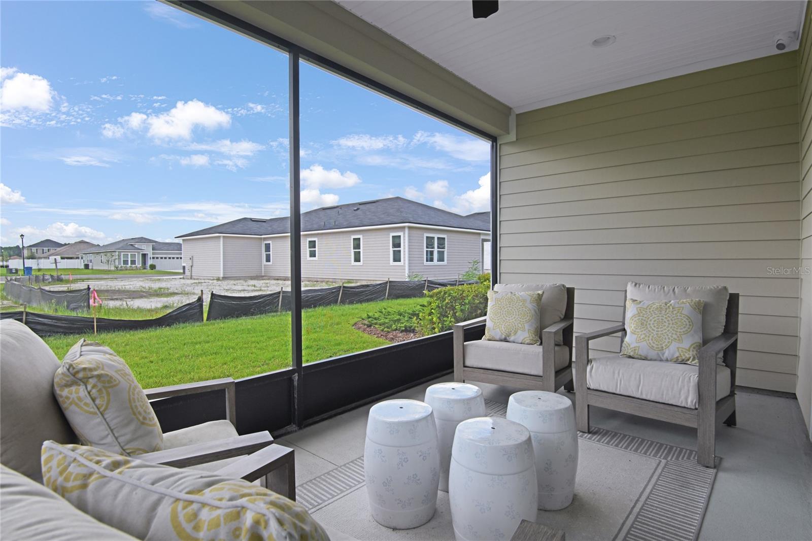 SEMINOLE PALMS - Residential