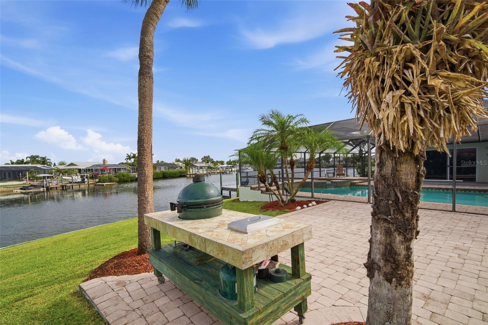 APOLLO BEACH UNIT TWO - Residential