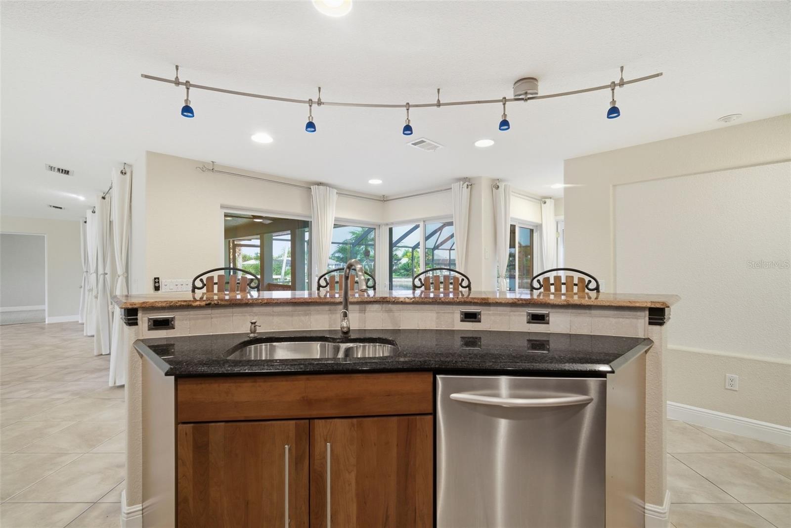 APOLLO BEACH UNIT TWO - Residential