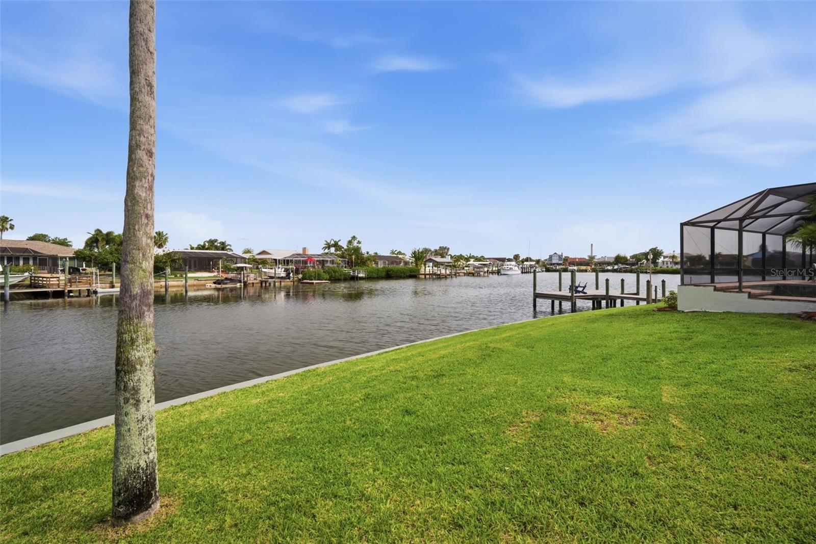 APOLLO BEACH UNIT TWO - Residential