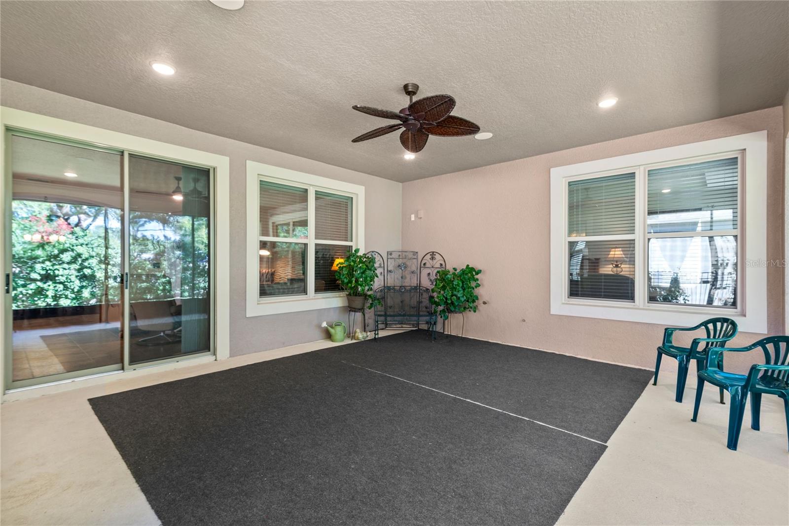 EDEN POINT - Residential