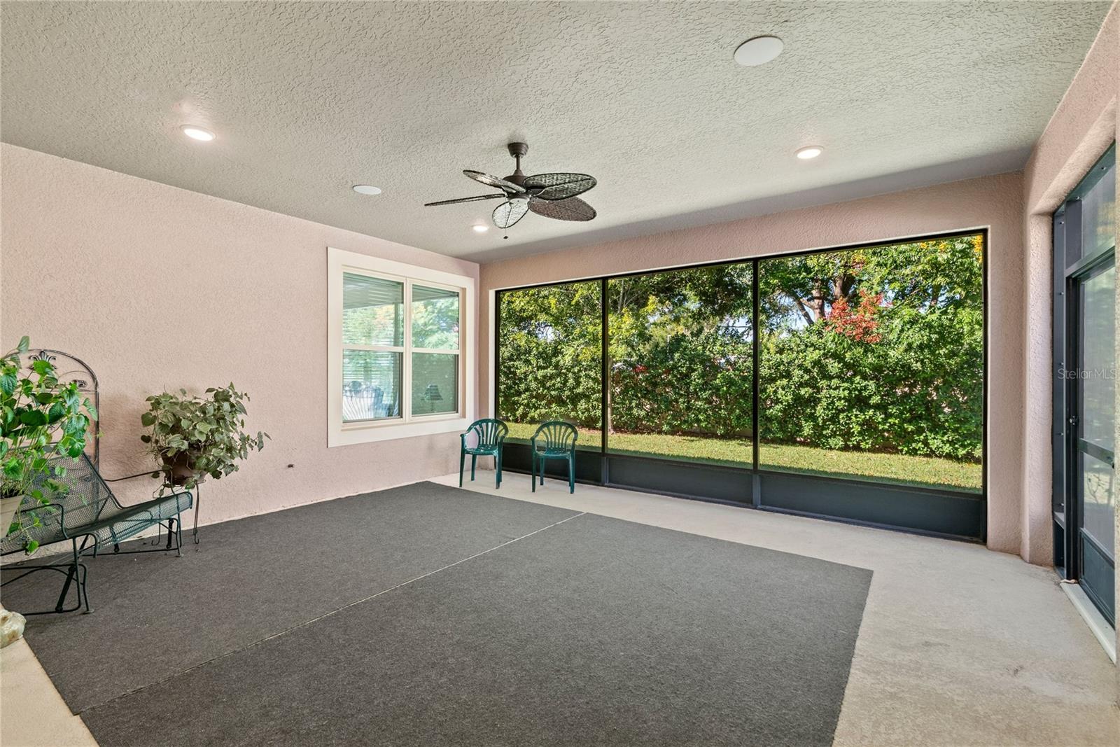 EDEN POINT - Residential