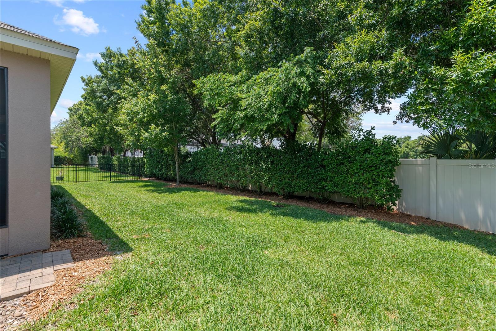 EDEN POINT - Residential