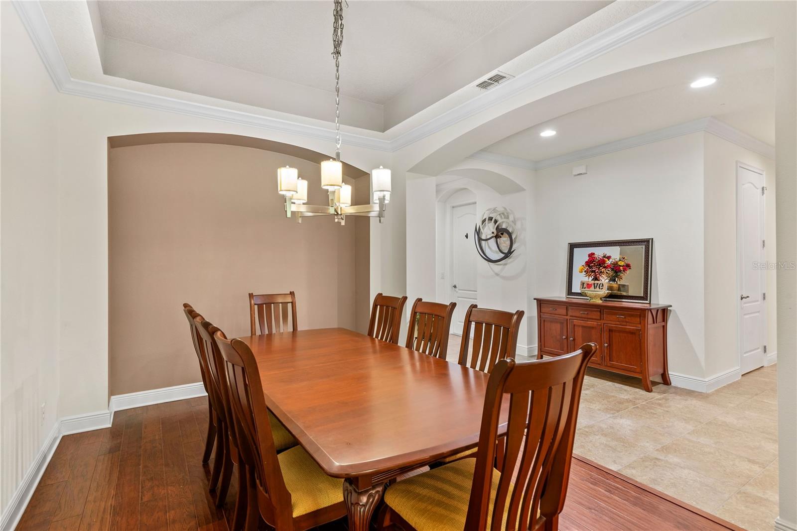 EDEN POINT - Residential