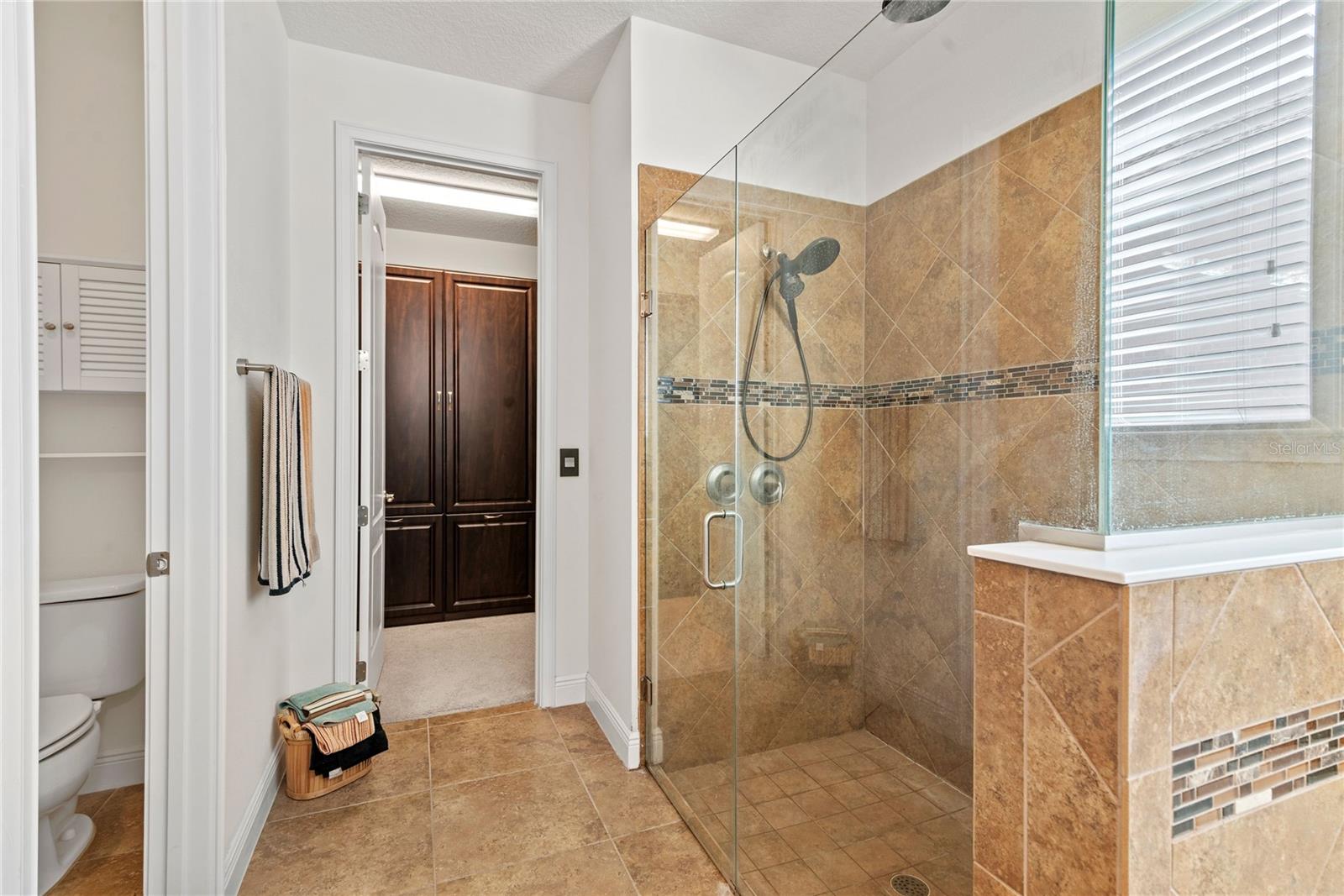 EDEN POINT - Residential