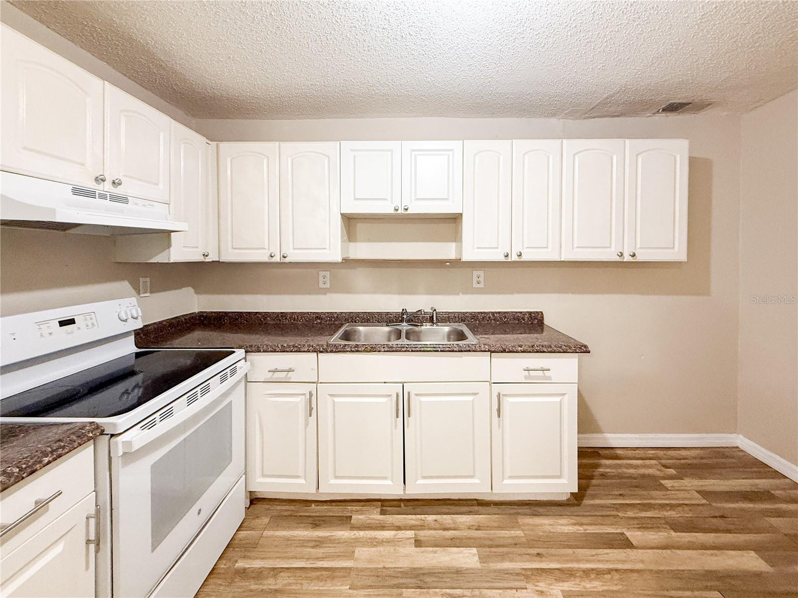 OAK PARK - Residential