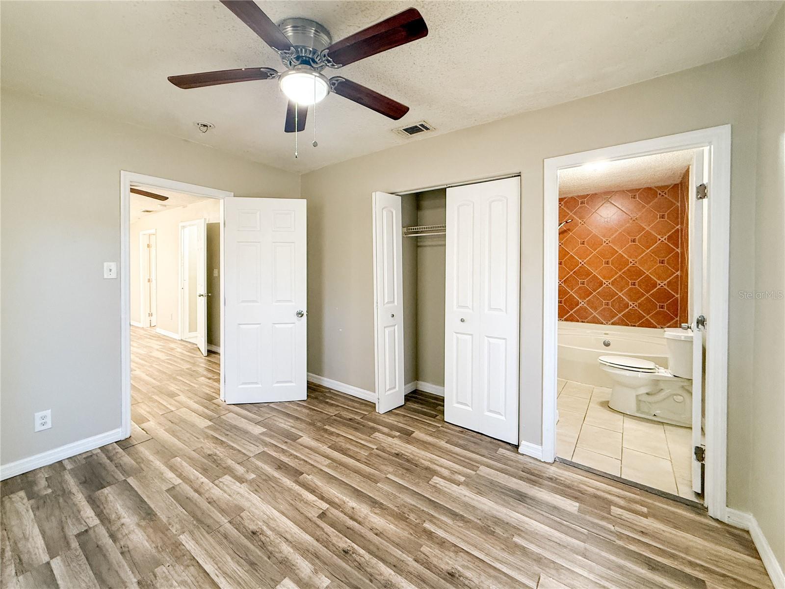 OAK PARK - Residential