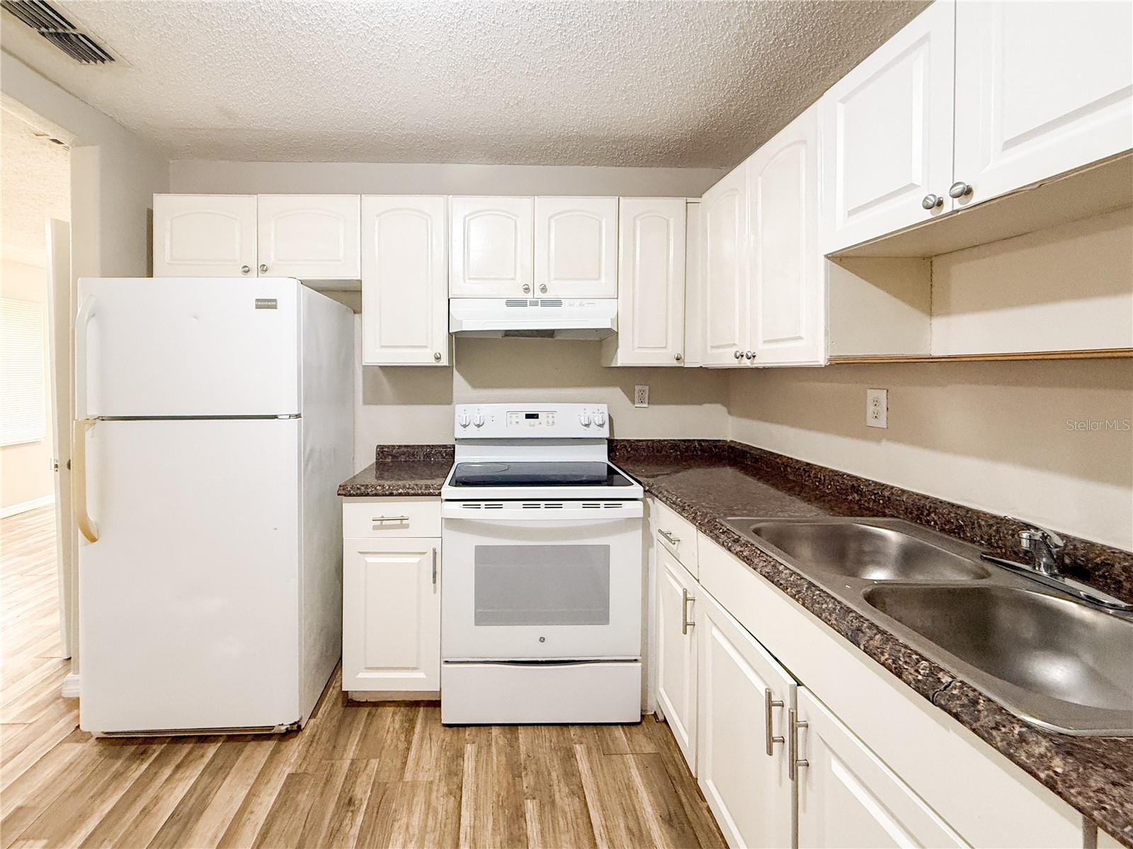 OAK PARK - Residential