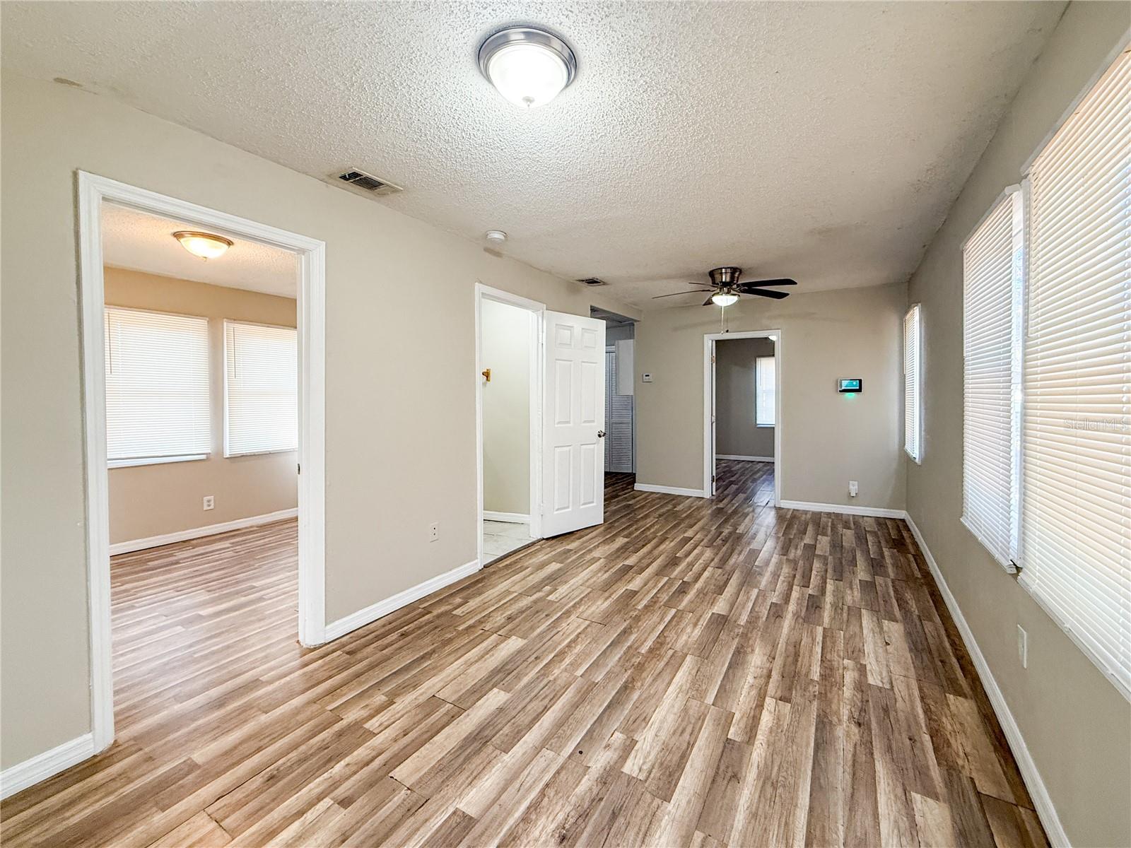 OAK PARK - Residential