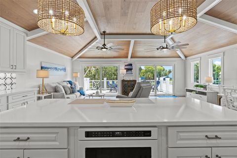 Tiny photo for 202 NE 2nd Avenue, Crystal River, FL 34429 (MLS # OM708725)