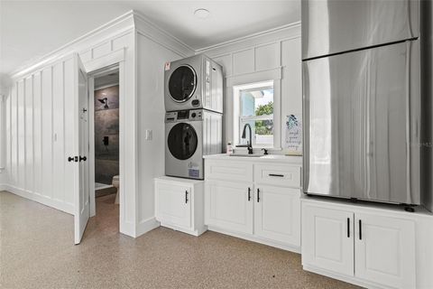 Tiny photo for 202 NE 2nd Avenue, Crystal River, FL 34429 (MLS # OM708725)