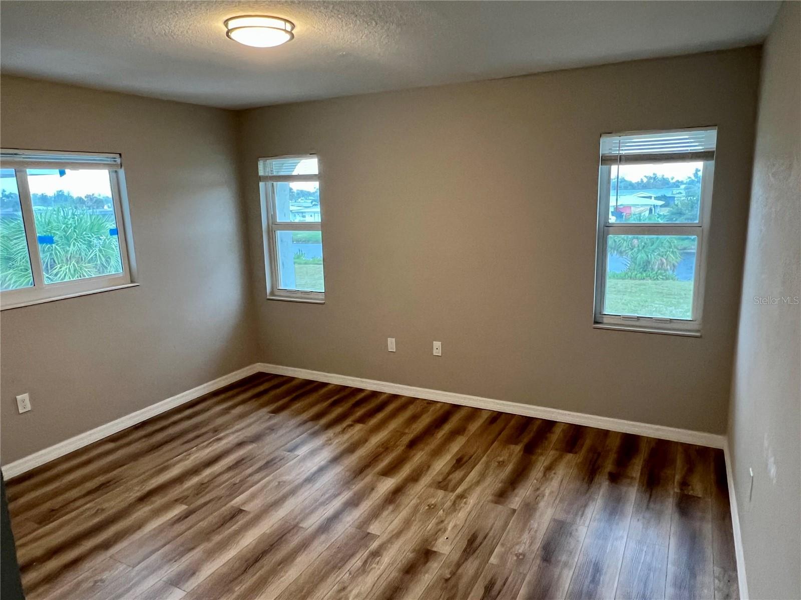 ROTONDA MANOR BLDG B - Residential Lease