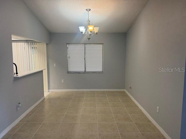 5301 PINEBURY COURT