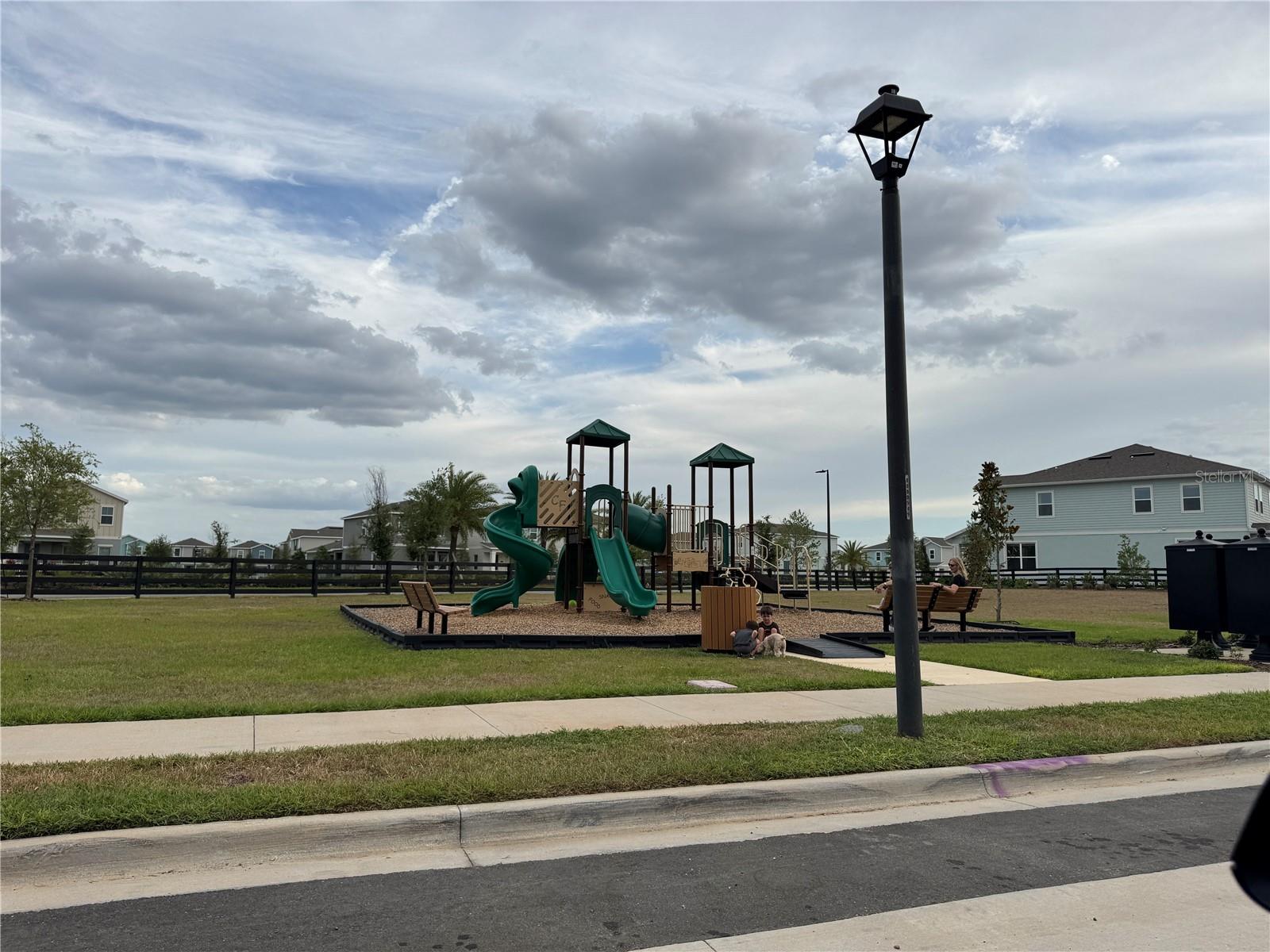 HAMLIN RIDGE - Residential