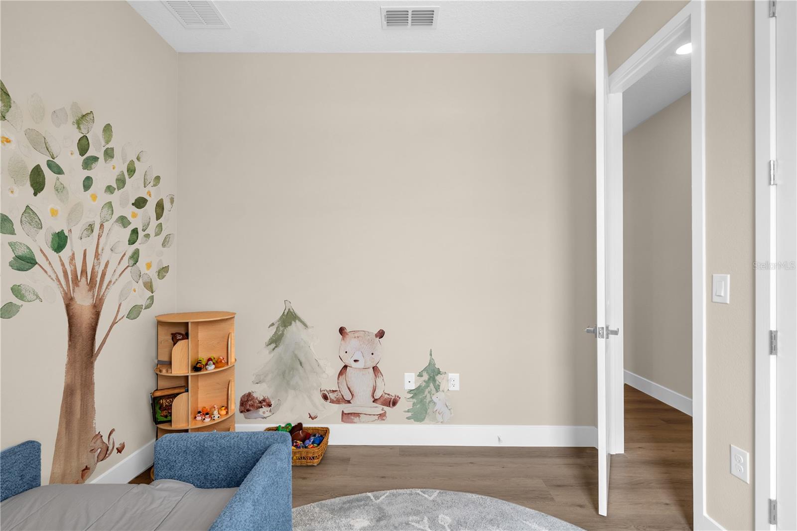 RESIDENCES AT WINTER HAVEN - Residential