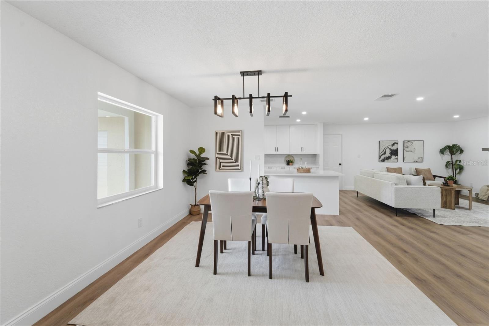 ROLLING OAKS - Residential