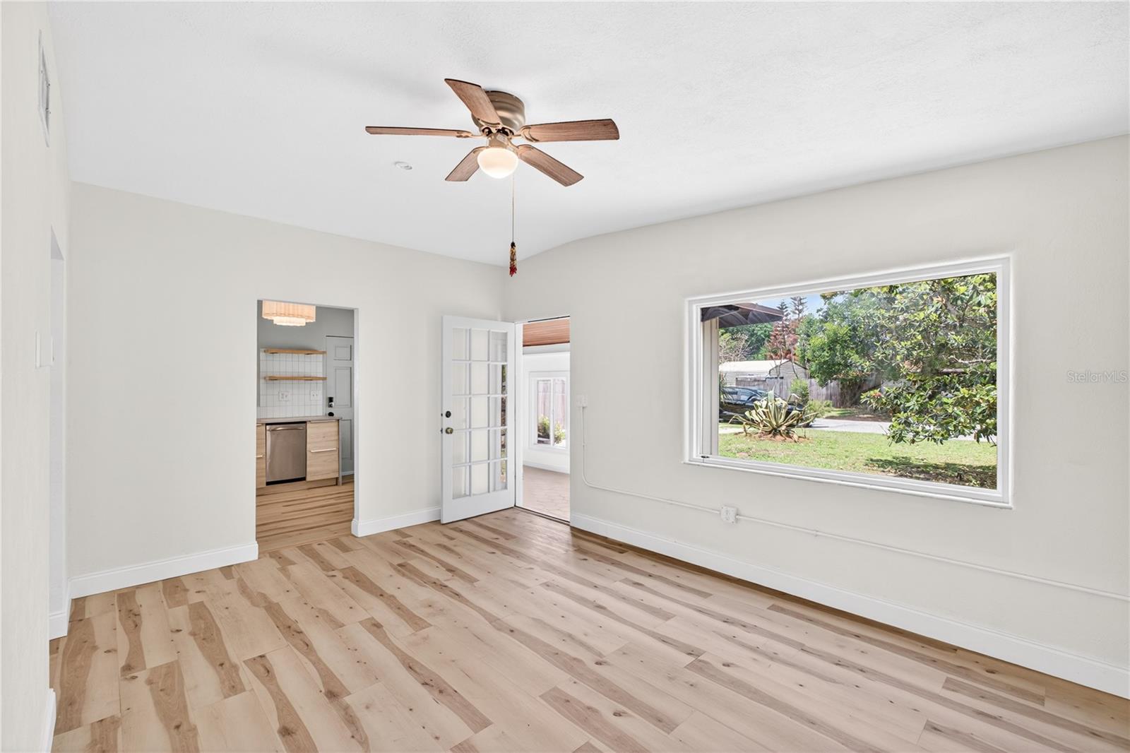 LAKE BARTON SHORES - Residential