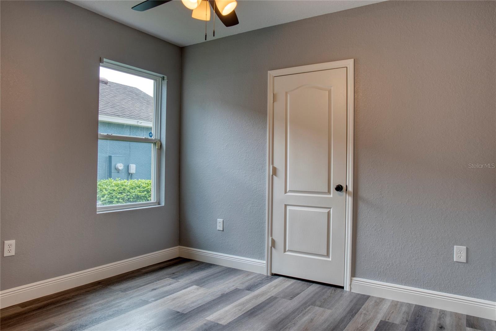 LAKE SMART ESTATES - Residential