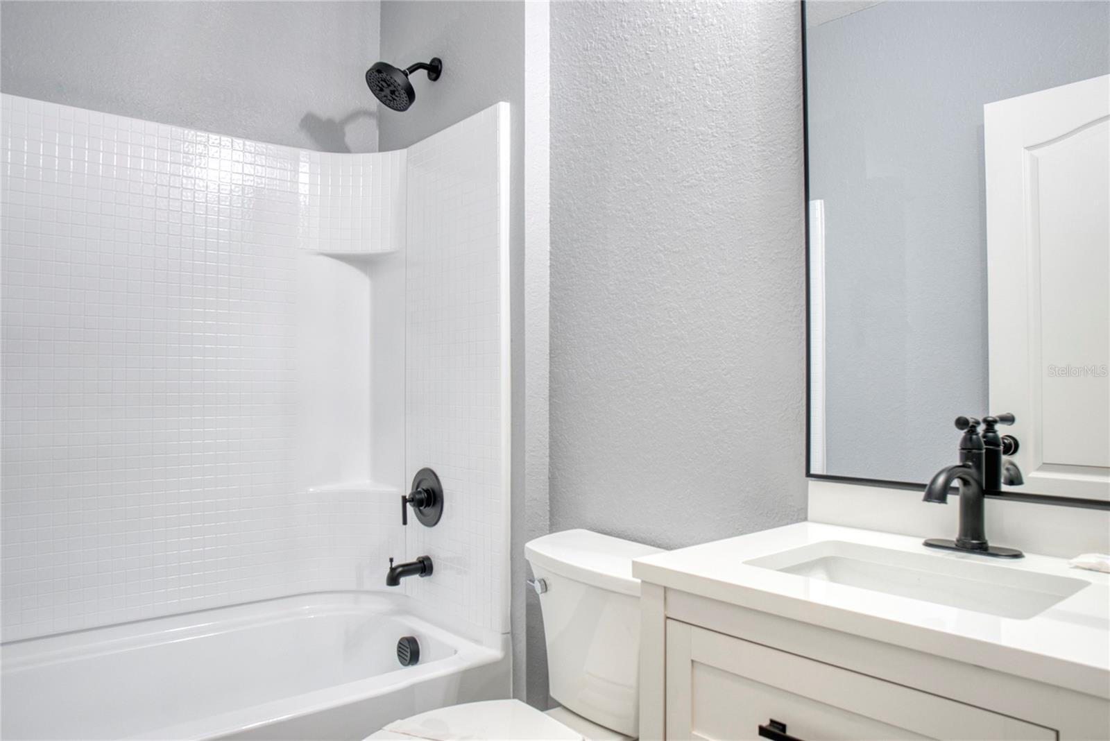 LAKE SMART ESTATES - Residential